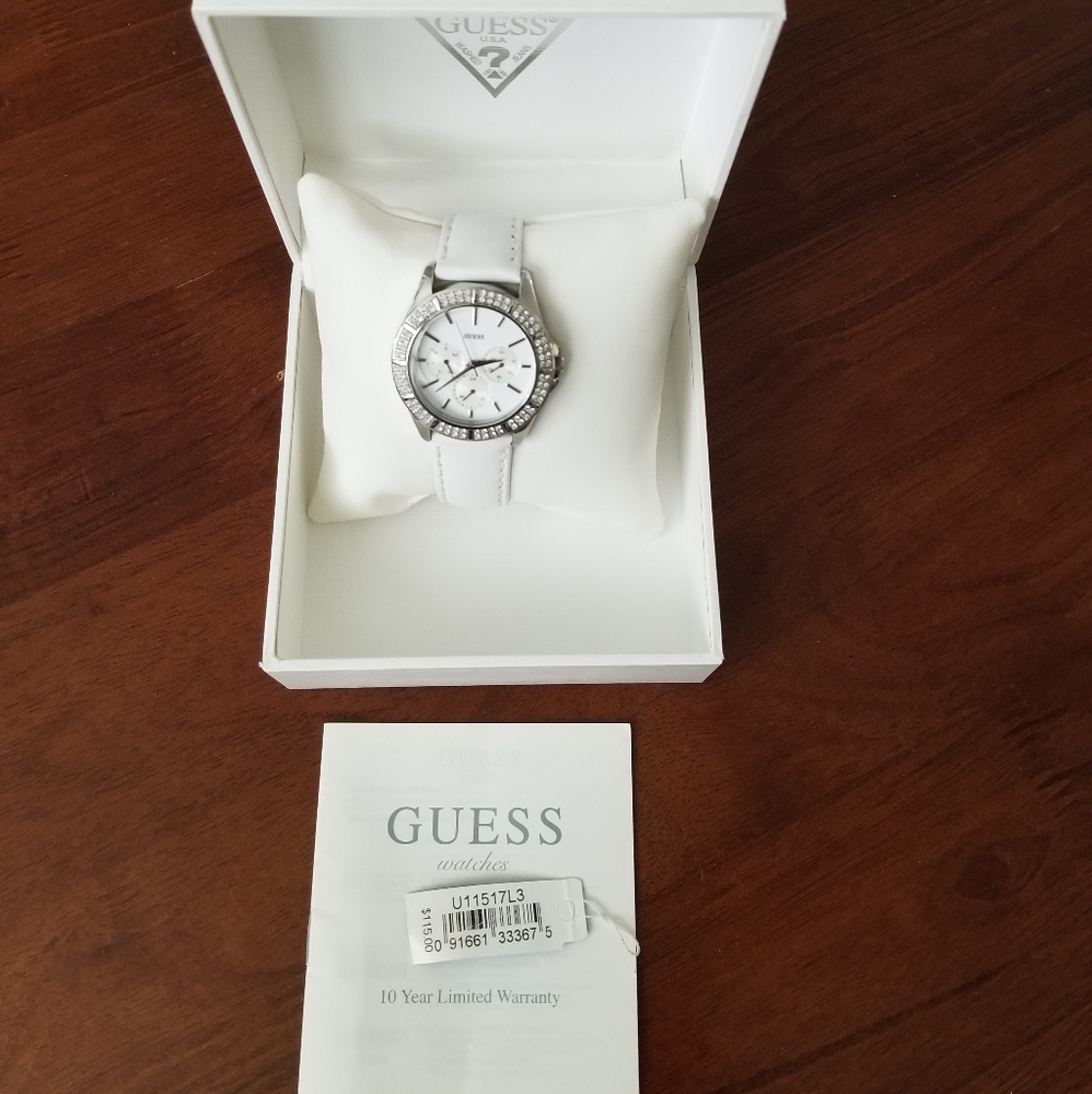 Guess ladies white with silver watch - Picture 2 of 3
